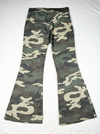 L.e.i Camo Flared Pants