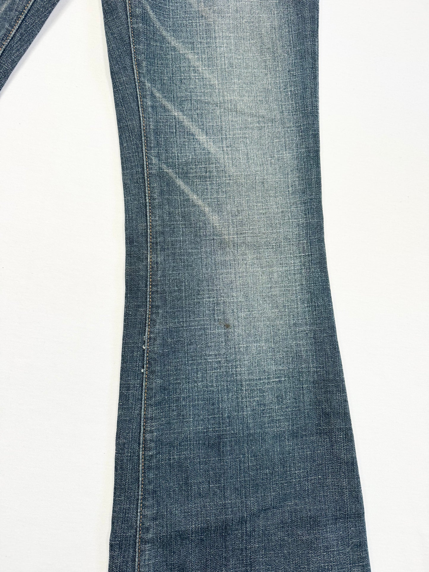 Von Dutch Blue Patch Flared Jeans ♡ 26”